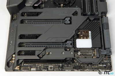 ASUS_MAXIMUS_VIII_FORMULA_19