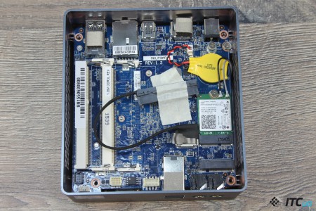 GIGABYTE_BRIX_S_GB-BSi3H-6100_15