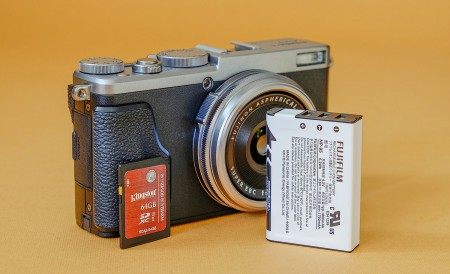Fujifilm X70
