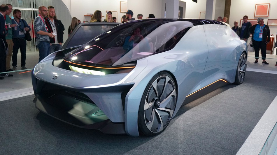 NextEV представила футуристический концепт самоуправляемого электромобиля EVE, в котором можно жить [фото и видео]