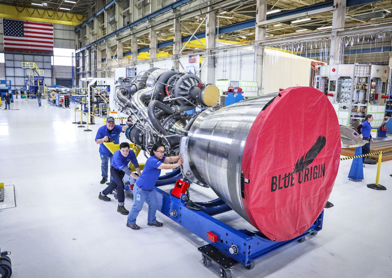 Blue Origin завершила сборку первого двигателя BE-4 который планируется использовать в ракете New Glenn