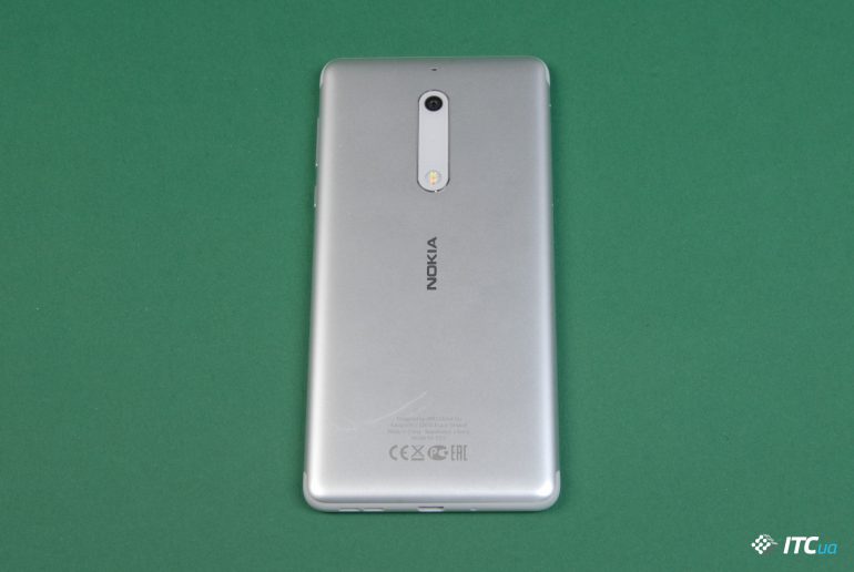   Nokia 5