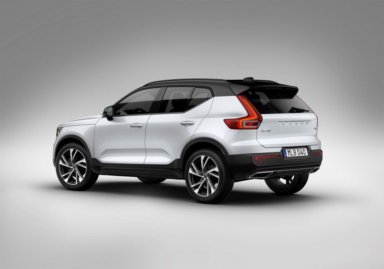      Volvo XC40    Care by Volvo,    2     