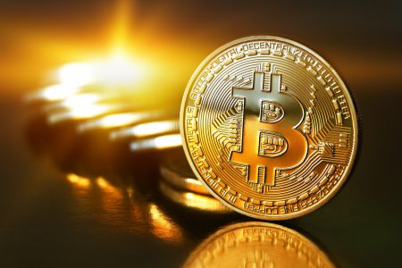 Стоимость Bitcoin установила очередной рекорд, преодолев рубеж в $12 тыс. Стоимость Bitcoin установила очередной рекорд, преодолев рубеж в $12 тыс.