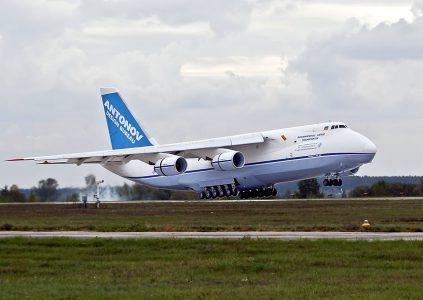 Украинский самолёт Ан-124-100 «Руслан» компании «Антонов» задействуют для перевозки части ракеты для SpaceX Украинский самолёт Ан-124-100 «Руслан» компании «Антонов» задействуют для перевозки части ракеты для SpaceX