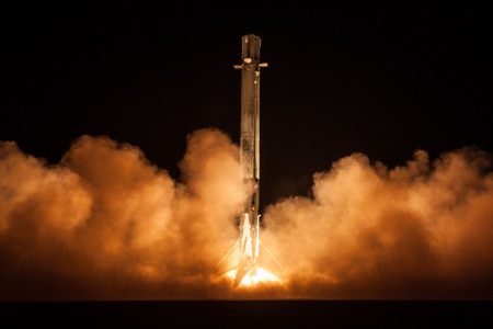 «Куда подевался Zuma?»: Запущенный позавчера SpaceX секретный правительственный спутник не вышел на орбиту «Куда подевался Zuma?»: Запущенный позавчера SpaceX секретный правительственный спутник не вышел на орбиту