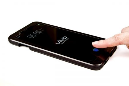 Vivo показала первый смартфон со сканером отпечатков пальцев в дисплее, но не рассказала о нем практически ничего Vivo показала первый смартфон со сканером отпечатков пальцев в дисплее, но не рассказала о нем практически ничего