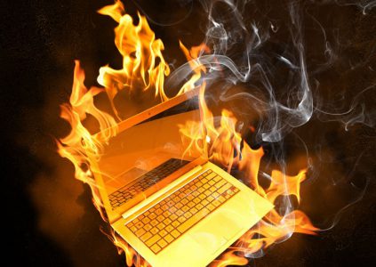 HP инициировала отзыв и замену батарей для ноутбуков из-за их перегрева HP инициировала отзыв и замену батарей для ноутбуков из-за их перегрева