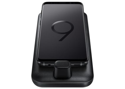 Эван Блэсс опубликовал изображения док-станции DeX Pad для Samsung Galaxy S9. Смартфон сохранит аудиоразъём 3,5 мм Эван Блэсс опубликовал изображения док-станции DeX Pad для Samsung Galaxy S9. Смартфон сохранит аудиоразъём 3,5 мм
