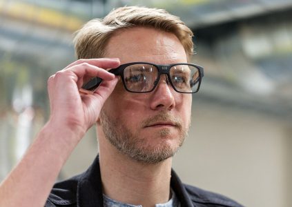 Intel показала собственные умные очки Vaunt, которые выглядят как обычные очки и проецируют изображение лазером прямо на сетчатку Intel показала собственные умные очки Vaunt, которые выглядят как обычные очки и проецируют изображение лазером прямо на сетчатку