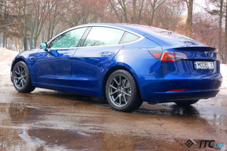 Tesla снова временно приостанавливает выпуск электромобилей Model 3 Tesla снова временно приостанавливает выпуск электромобилей Model 3