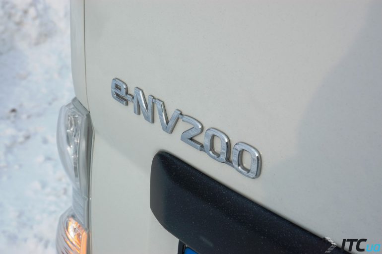 - Nissan e-NV200:    