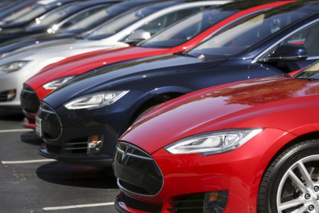СМИ: Tesla отказалась от дополнительных средств безопасности для своего автопилота из-за дополнительных расходов и низкой эффективности СМИ: Tesla отказалась от дополнительных средств безопасности для своего автопилота из-за дополнительных расходов и низкой эффективности