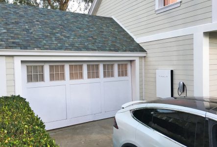Патент Tesla дает представление, как работает ее «солнечная крыша» Solar Roof Патент Tesla дает представление, как работает ее «солнечная крыша» Solar Roof