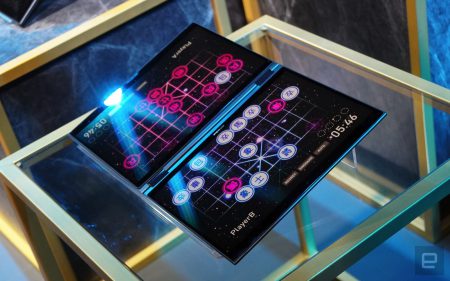 ASUS представила Project Precog – концептуальный портативный компьютер с двумя экранами, ИИ, но без клавиатуры ASUS представила Project Precog – концептуальный портативный компьютер с двумя экранами, ИИ, но без клавиатуры