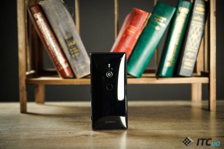 Sony Xperia XZ3 засветился на первых живых снимках: новая камера, но прежний дизайн Sony Xperia XZ3 засветился на первых живых снимках: новая камера, но прежний дизайн
