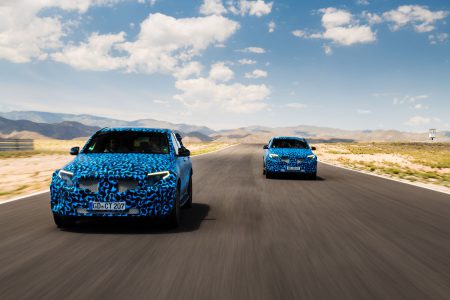 Mercedes-Benz представит свой первый серийный электрокроссовер Mercedes EQC в Стокгольме 4 сентября Mercedes-Benz представит свой первый серийный электрокроссовер Mercedes EQC в Стокгольме 4 сентября