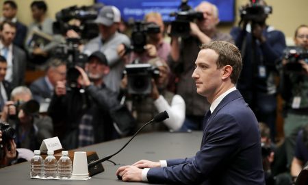 Великобритания оштрафовала Facebook на 500 тыс. фунтов стерлингов из-за утечки данных в Cambridge Analytica. Столько же компания зарабатывает примерно за пять минут Великобритания оштрафовала Facebook на 500 тыс. фунтов стерлингов из-за утечки данных в Cambridge Analytica. Столько же компания зарабатывает примерно за пять минут