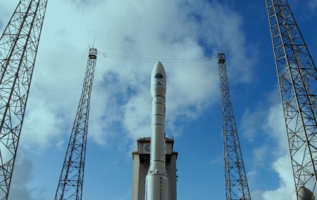 Самый большой в мире твердотопливный ракетный двигатель P120C готов к огневому испытанию Самый большой в мире твердотопливный ракетный двигатель P120C готов к огневому испытанию