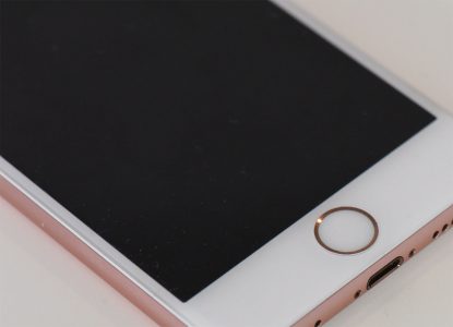 Apple исправила ошибку, которая вызывала сбой iPhone при написании слова «Taiwan» Apple исправила ошибку, которая вызывала сбой iPhone при написании слова «Taiwan»