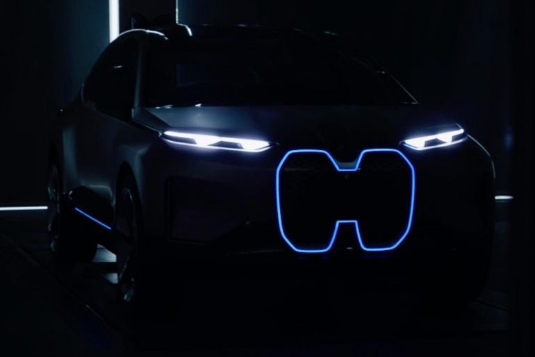        BMW Vision iNEXT,   9  2018 