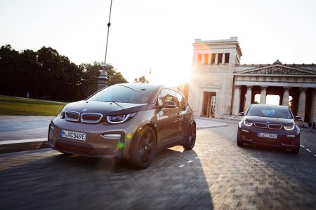 BMW увеличила емкость батарей в электромобилях BMW i3/i3s 2019 модельного года и подтвердила выход флагманского седана BMW i4 в 2021 году BMW увеличила емкость батарей в электромобилях BMW i3/i3s 2019 модельного года и подтвердила выход флагманского седана BMW i4 в 2021 году