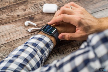 Датчик ЭКГ в Apple Watch Series 4 заработает с выпуском обновления watchOS 5.1.2 Датчик ЭКГ в Apple Watch Series 4 заработает с выпуском обновления watchOS 5.1.2