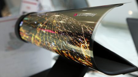 «Flex, Foldi и Duplex»: LG запатентовала названия сразу для трех своих будущих смартфонов с гибкими экранами «Flex, Foldi и Duplex»: LG запатентовала названия сразу для трех своих будущих смартфонов с гибкими экранами