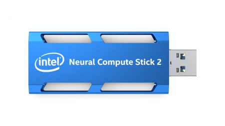 Intel Neural Compute Stick 2 – нейронная сеть размером с флэшку за $100 Intel Neural Compute Stick 2 – нейронная сеть размером с флэшку за $100