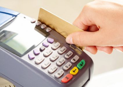 В «Черную пятницу» через терминалы «ПриватБанка» украинцы заплатили картами в 10 раз больше обычного В «Черную пятницу» через терминалы «ПриватБанка» украинцы заплатили картами в 10 раз больше обычного