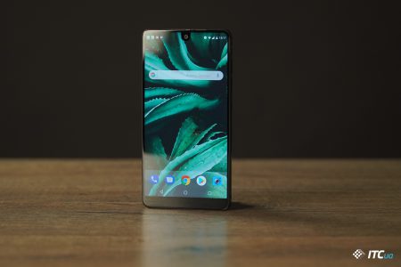 Выпуск смартфона Essential Phone от создателя Android прекращен, но компания уже готовит новое устройство Выпуск смартфона Essential Phone от создателя Android прекращен, но компания уже готовит новое устройство
