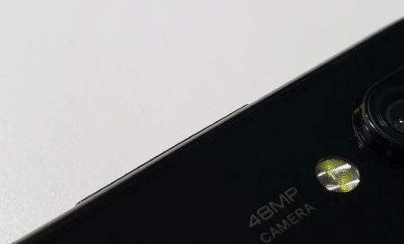 Глава Xiaomi дразнит фотографией таинственного смартфона с 48-мегапиксельной камерой Глава Xiaomi дразнит фотографией таинственного смартфона с 48-мегапиксельной камерой