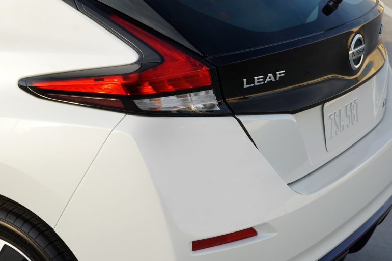  CES 2019   Nissan Leaf e+ (Leaf Plus)   160 ,  62     385  (WLTP)