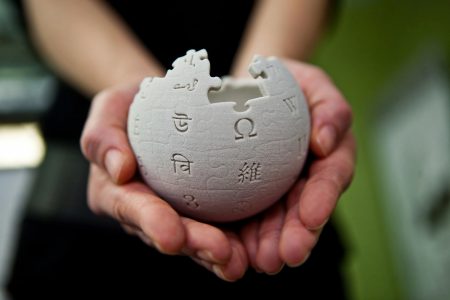 «Википедия» договорилась с Google об использовании переводчика Google Translate «Википедия» договорилась с Google об использовании переводчика Google Translate