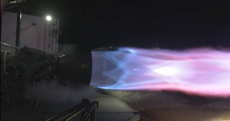 Прототип двигателя Raptor для новых ракет и кораблей SpaceX установил новый рекорд по давлению в камере сгорания. Предыдущий рекорд принадлежал российскому РД-180 Прототип двигателя Raptor для новых ракет и кораблей SpaceX установил новый рекорд по давлению в камере сгорания. Предыдущий рекорд принадлежал российскому РД-180
