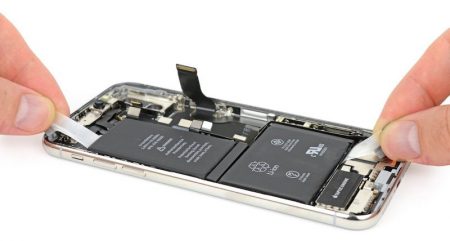 Apple разрешила владельцам iPhone с неподлинными аккумуляторами ремонтировать свои смартфоны в официальных СЦ Apple разрешила владельцам iPhone с неподлинными аккумуляторами ремонтировать свои смартфоны в официальных СЦ