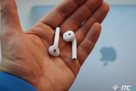 «Как AirPods, но с более качественным звучанием». Bloomberg узнал о полностью беспроводных наушниках Amazon с поддержкой Alexa, которые выйдут во втором полугодии «Как AirPods, но с более качественным звучанием». Bloomberg узнал о полностью беспроводных наушниках Amazon с поддержкой Alexa, которые выйдут во втором полугодии