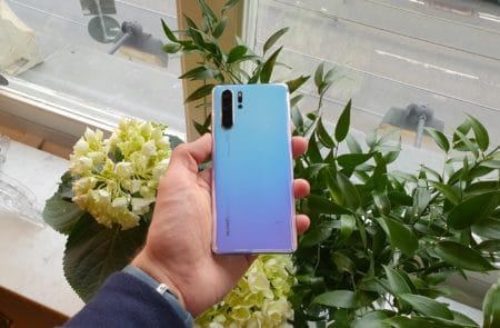Huawei уверена, что продаст более 250 млн смартфонов в этом году Huawei уверена, что продаст более 250 млн смартфонов в этом году