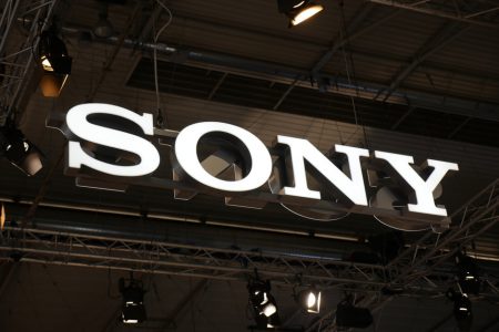 Sony уволит половину сотрудников мобильного подразделения Sony уволит половину сотрудников мобильного подразделения