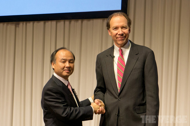 Японская SoftBank купила американского оператора сотовой связи Sprint за $20,1 млрд.