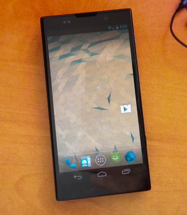 Появились неофициальные фото «гуглофона» Sony Nexus X
