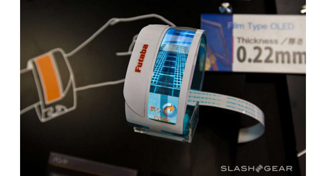Futaba разработала часы на базе гибкого OLED дисплея толщиной всего 0,22 мм