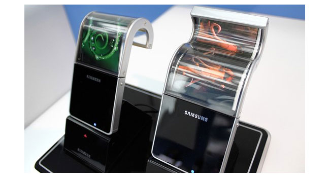 В следующем году Samsung начнет массовое производство гибких дисплеев