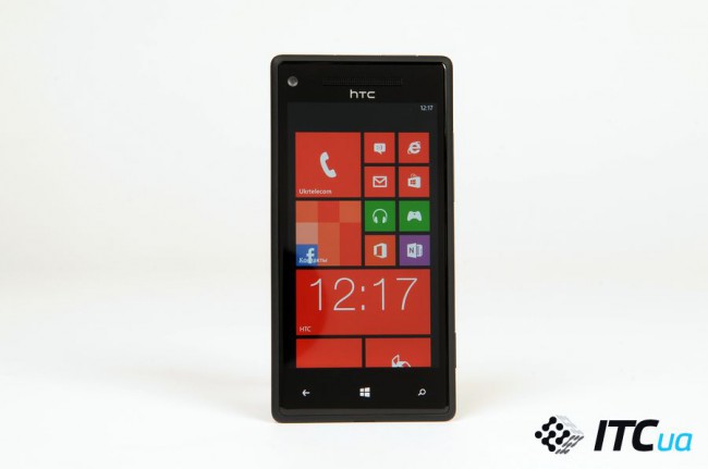 Первый взгляд на смартфон HTC 8X