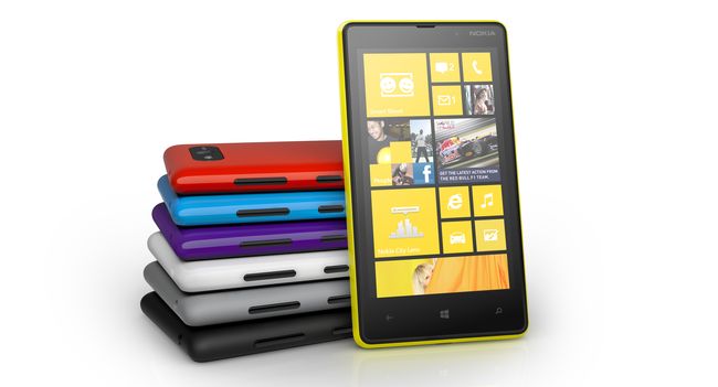 Обзор смартфона Nokia Lumia 820