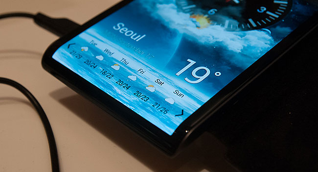 План Samsung по развитию технологии AMOLED указывает, что Galaxy S IV получит Full HD дисплей