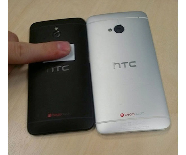 Первые живые фото HTC One «mini»
