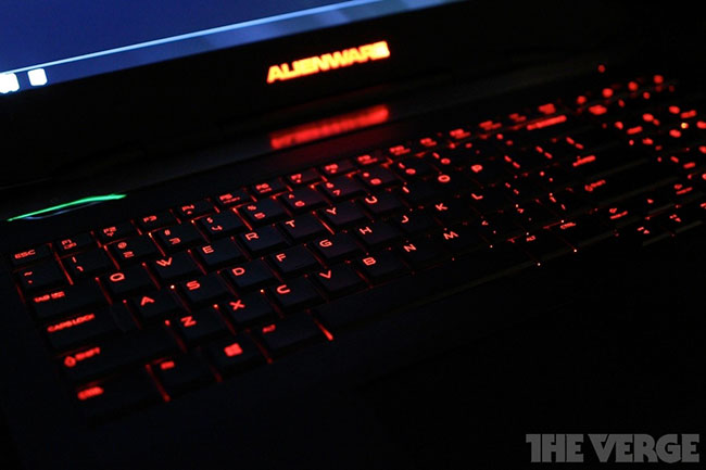 Alienware обновила флагманские игровые ноутбуки — они стали толще