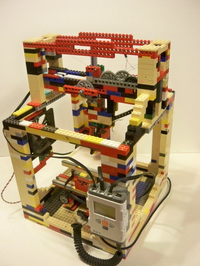 LEGObot – 3D-принтер из LEGO
