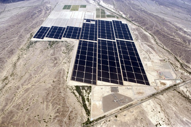 Мощнейшая в мире солнечная электростанция Агуа-Калиенте (штат Аризона)